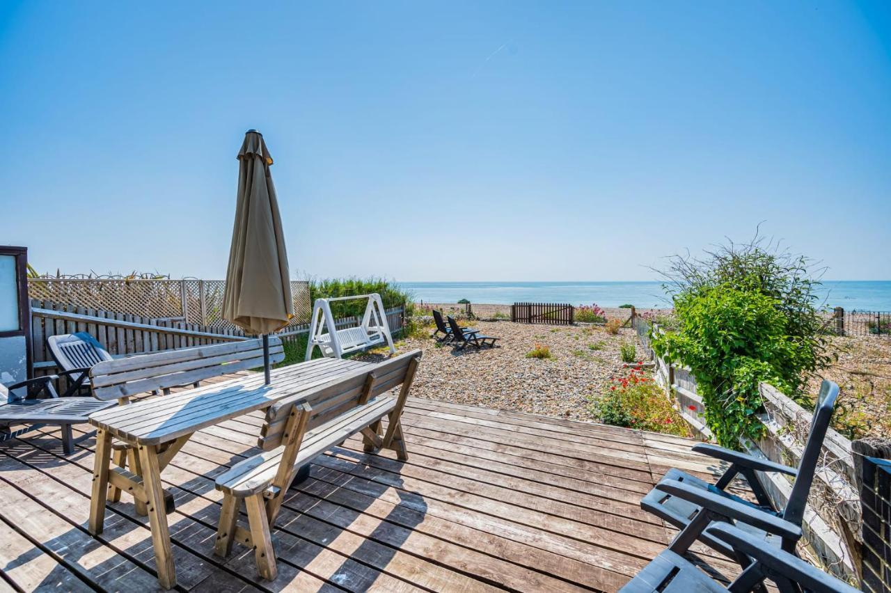 פבנסי Pebble Paradise Beachfront Family Getaway מראה חיצוני תמונה